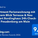 Modernes In 24h Check-in Terrasse Mit Blick Ins Gruene Privater Parkplatz *