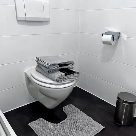 Mit Gruenem Blick Terrasse & Neu Saniert Bordinghaus 24h Check-in In Apartman *