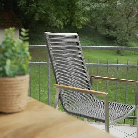 Appartamento Mit Gruenem Blick Terrasse & Neu Saniert Bordinghaus 24h Check-in In Freudenberg am Main