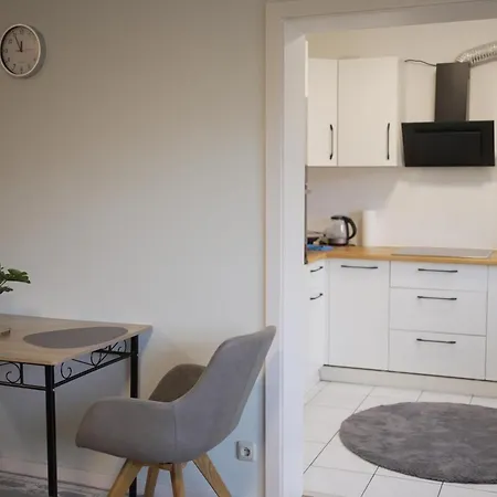 Appartement Mit Gruenem Blick Terrasse & Neu Saniert Bordinghaus 24h Check-in In Freudenberg am Main